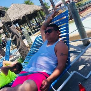 Meet your Posher, Alejandro